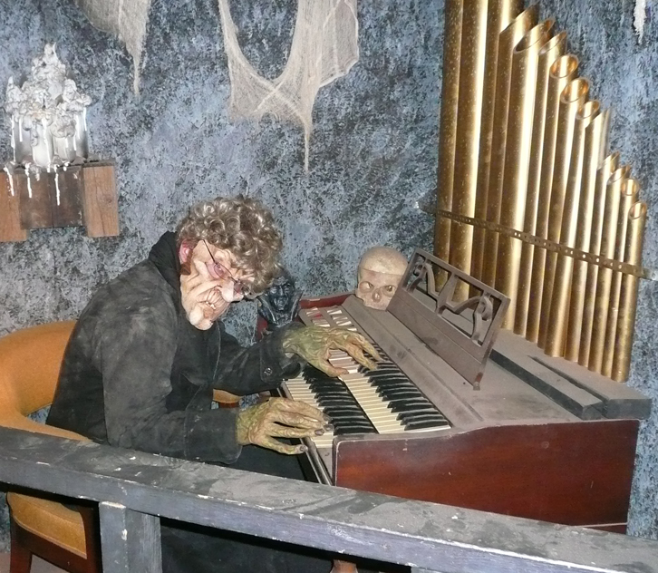 Organ Player